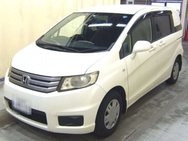 75024 Honda Freed spike GB3 2011 г. (TAA Tohoku)